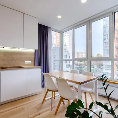 Petrovdom 78-170 In Rc Nivki Park, 67а Beresteiskyi Avenue Апартаменты *